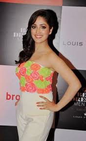 Image result for yami gautam in action jackson blue saree