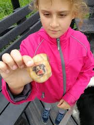 Found today by Evelyn and rehidden