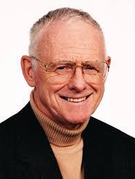 Robert Evers's Instagram, Twitter & Facebook