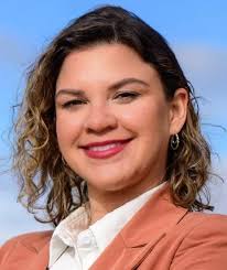 Indiana first lady seeks private partners to pay for Dolly Parton books