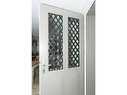 La porte d'entrée est l'une des ouvertures les plus importantes de la maison. Porte D Entree Bois 2021 Classique Ou Moderne