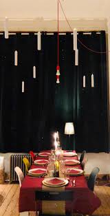 Soiree Harry Potter Decorations Choixpeau Repas Table Et Bougies Volantes Decoration Harry Potter Decoration Harry Potter
