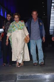 Khan Family Celebrates Helen S Birthday At Hakkasan Bandra Photos Filmibeat Select from premium hakkasan of the highest quality. birthday at hakkasan bandra photos