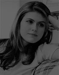 Out of the box 12 episode 1x13. Alexandra Daddario As Kate On White Collar Alexandra Daddario Photo 41606425 Fanpop