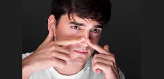 دخول الأجسام الغريبة في الأنف وكيفية إخراجها الطبي