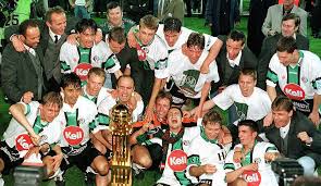 Sk sturm graz was live. Ofb Cup Finale 1998 Sv Ried Gelingt Sensation Gegen Serienmeister Sk Sturm Graz Seite 1