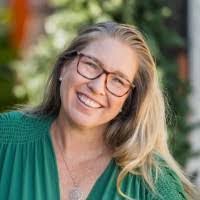 Sue Haase's Instagram, Twitter & Facebook