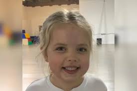 Homeless woman blows mum away after spotting little girl crying in  McDonald's