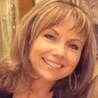 Kelly Gresh's Instagram, Twitter & Facebook