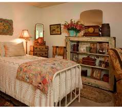 40 Great Vintage Bedroom Ideas Decorating Bedroom Vintage Vintage Bedroom Decor Vintage Room Decor