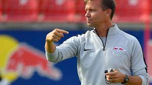 Die kolportierte ablösesumme für nagelsmann beträgt. Fussball Bundesliga Marsch Wird Trainer Von Rb Leipzig