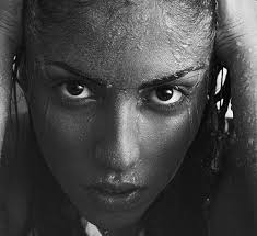 Erin Hendry (ErinAraiAfrica)