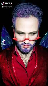 Otro Cosplay! I hope you like this one. #shrek #shrek2 #cosplay  #fairygodmother #shrekfairygodmother #ineedahero #fypシ #erasmodeluna  #erasmo #gay