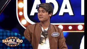 Mungkin saat ini kamu sedang mencari bagaimana cara melacak nomor hp melalui internet untuk mengetahui siapa pemilik nomor telepon yang 3 setelah itu lakukan tetap pada opsi bagi lokasi gimana memungkinkan kita untuk berbagi lokasi secara realtime kepada orang lain, lalu klik mulai. Apakah Jawaban Dari Rizky Ada Di Survey Part 3 Family 100 Indonesia Youtube