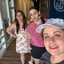 Name comedians for a chance to meet one?