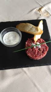 Salse per tartare di carne. Tartare Di Manzo Con Salsa Allo Yogurt Foto Di La Baitina Restaurant Asiago Tripadvisor