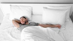 ➤➤ kuhlen in der matratze können die erholsame nachtruhe stark beeinträchtigen. Single Im Doppelbett Streit Um Schlafposition Vorm Lg