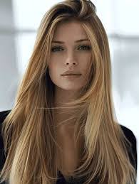 Serena Barker's Instagram, Twitter & Facebook