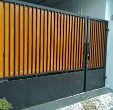 Model pagar besi ini sangat cocok untuk mempercantik tampilan rumah minimalis anda. Pagar Minimalis Kombinasi Besi Dan Kayu Content