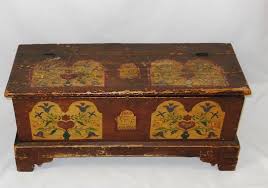 261 Pennsylvania Dutch Painted Blanket Chest Lot 261 Blanket Chest Painted Chest Antique Chest