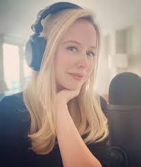 Misty Gillis's Instagram, Twitter & Facebook