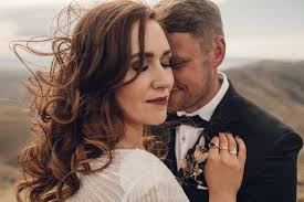 Gabby & Mark by Laura Johns Photo