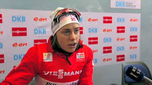 Synnøve solemdal is a norwegian biathlete. Synnove Solemdal A Happy Winner In Hochfilzen Youtube