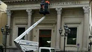 Centro/nord banca popolare di puglia e basilicata | 1982 banco di roma responsabile estero merci. Venduti Ex Sportelli Carichieti La Storica Sede Potrebbe Cambiare Di Nuovo Iscrizione