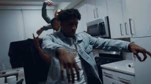 Some basketball players have their jersey in every sporting good store on the planet, while others aren't so lucky. Nba Youngboy 4kt Gif Nba Youngboy 4kt Discover Share Gifs