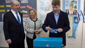 İki yıl başbakanlık koltuğunda oturacak olan naftali bennett, woodstock kuşağı olarak. Radikale Post Von Jair Netanjahu Facebook Sperrt Seite Des Sohns Von Israels Ministerprasident Politik Stuttgarter Zeitung