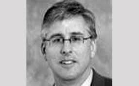 Houston's Novotny returns to court after father's death