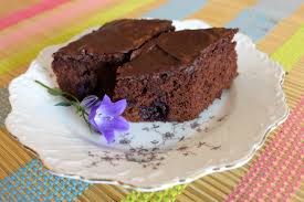 Dieser schokoladen kirsch kuchen vom blech ist genau die richtige wahl für alle schokoladen junkies. Sonja Backt Schoko Nuss Kirsch Blechkuchen Sarah S Backblog