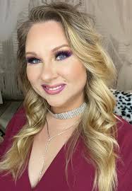 What's your favorite Spring color? I'm digging purple 💜 this year!