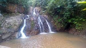 5.0 ★ · 0 public ratings. Cuti Hujung Minggu Tak Tahu Nak Kemana Jom Ke Kemensah Chalet Waterfall Sungai Kemensah Selangor Tempat Menarik