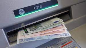 Deutsche bank vous offre rendement, expertise et davantage de choix pour votre argent deutsche bank biedt u rendement, expertise en meer keuze op het gebied van dagelijks bankieren, sparen en beleggen. Ing Diba Und Deutsche Bank Gebuhren Wahn Diese Bank Legt Mindestbetrag Furs Geldabheben Fest News De