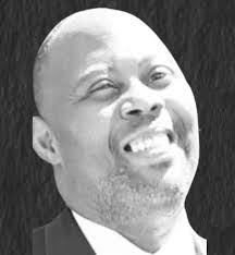 Candice Ewing's Instagram, Twitter & Facebook