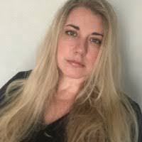 Patricia Devault's Instagram, Twitter & Facebook