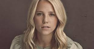 Who Is Avery Anna? The Story Behind Her Journey to Music