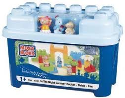Amazon Com Mega Bloks In The Night Garden Bucket 30pc Set Including 3 Figurines Age 12m Toys Games Night Garden Mega Bloks Cool Toys