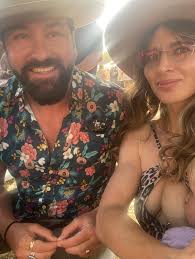 Celebrating summer solstice ☀️ with the chosen fam 💖🐛🐞😽