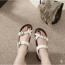 Sandal Nữ Đế Trấu Quai Chéo Xỏ Ngón Cao Cấp - Dép Sandal Có Quai Hậu Học Sinh Phối Khóa Cài Thời Trang Đi Biển Đi Học | Shopee Việt Nam