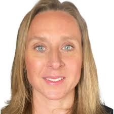 Sara Pugh's Instagram, Twitter & Facebook