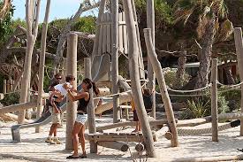 Aire de jeu enfant bois. Aire De Jeux Enfants En Bois Photo De Camping Eurosurf Hyeres Tripadvisor