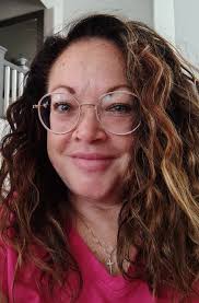 Yvette Yoder's Instagram, Twitter & Facebook