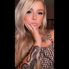 Let's get a little dirty 😉 🖤 @hairbywinter1 (she/her) is the artist  #PulpRiot is the artist 🧪 Formula Breakdown: