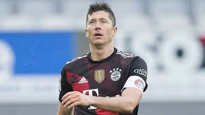 Unglaubliche 40 tore in nur einer saison! Robert Lewandowski Vom Fc Bayern Knackt Gerd Muller Rekord
