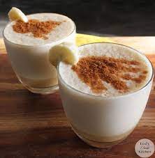 How To Make Banana Cinnamon Tea That Works Better Than Sleeping Pills Banana Cinnamon Tea Clean Eating Smoothies Tea Recipes