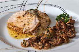 Roti De Porc Et Sa Poelee De Mousserons