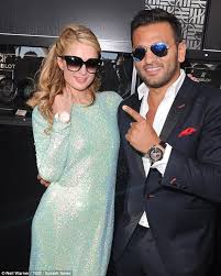He's one dimensional and we have nesmith and langford. Paris Hilton Spends Afternoon With Chloe Sims Ex Joe Fournier At Nikki Beach Daily Mail Online