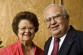 Tributes continue to pour in for Kika de la Garza